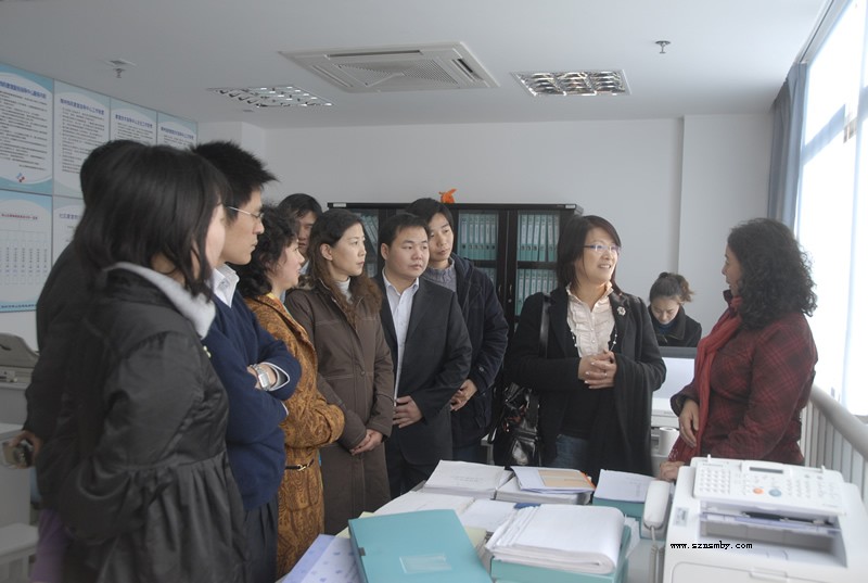 加拿大社区精神康复专家来我院参观指导